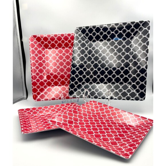 4 Sur La Table Square Red/White & Blue Quatrefoil Melamine Plates-2 NEW 2 Preown - Picture 2 of 7